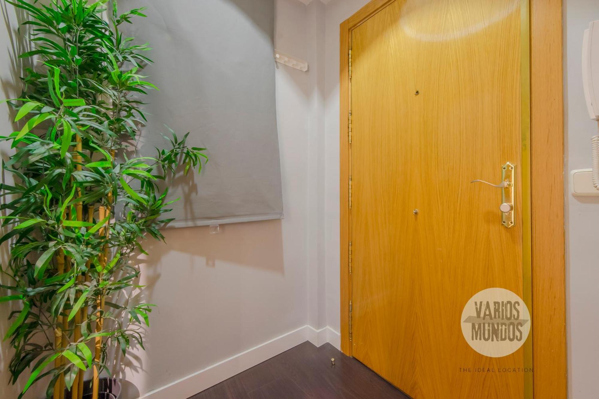 Sutil Elegancia Para 3, En Plaza De Chueca 马德里 外观 照片