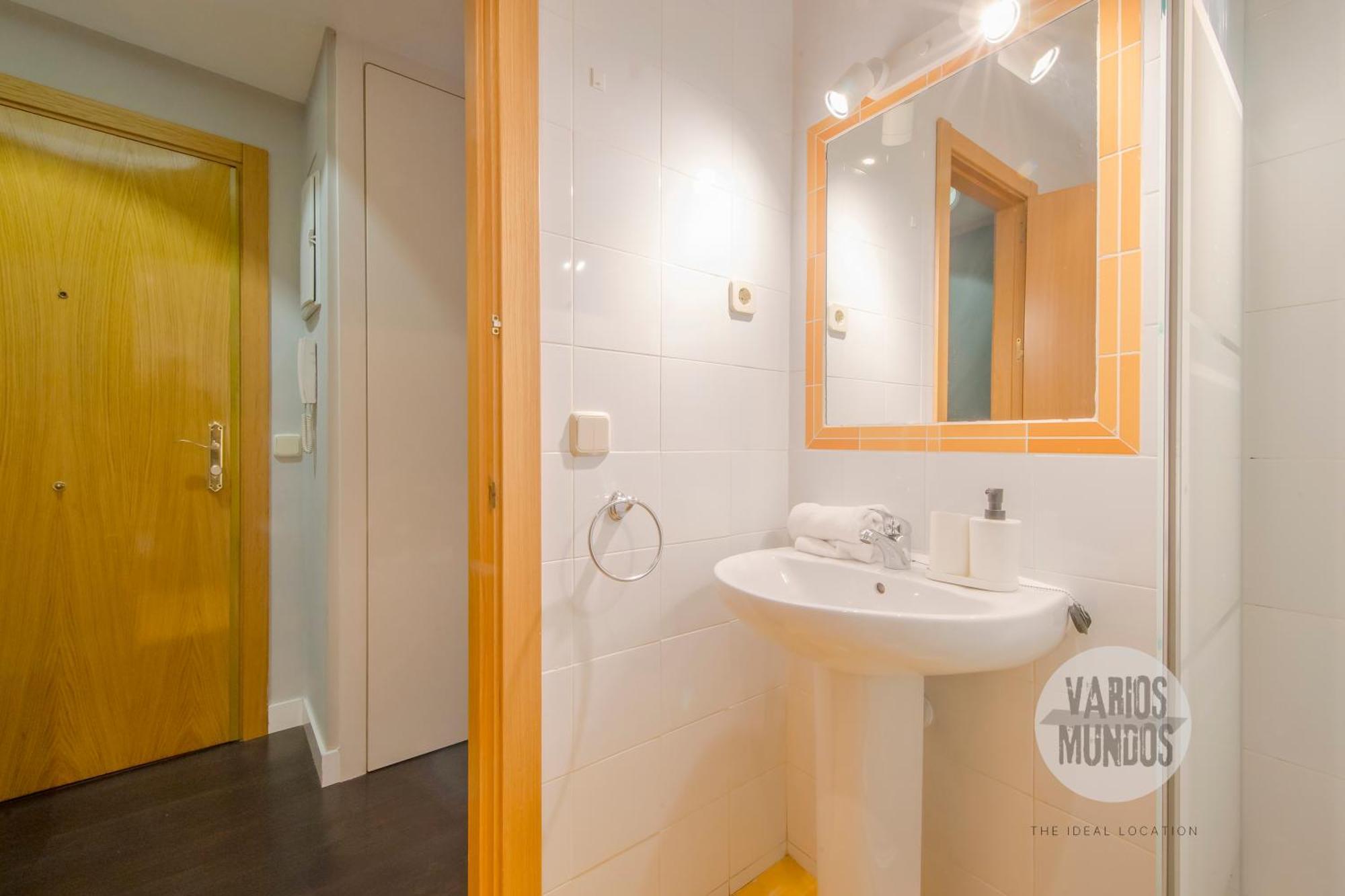 Sutil Elegancia Para 3, En Plaza De Chueca 马德里 外观 照片
